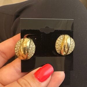 Joseph Mazer vintage Gold-Tone Crystal Accent Round Stud Earrings - Unbranded